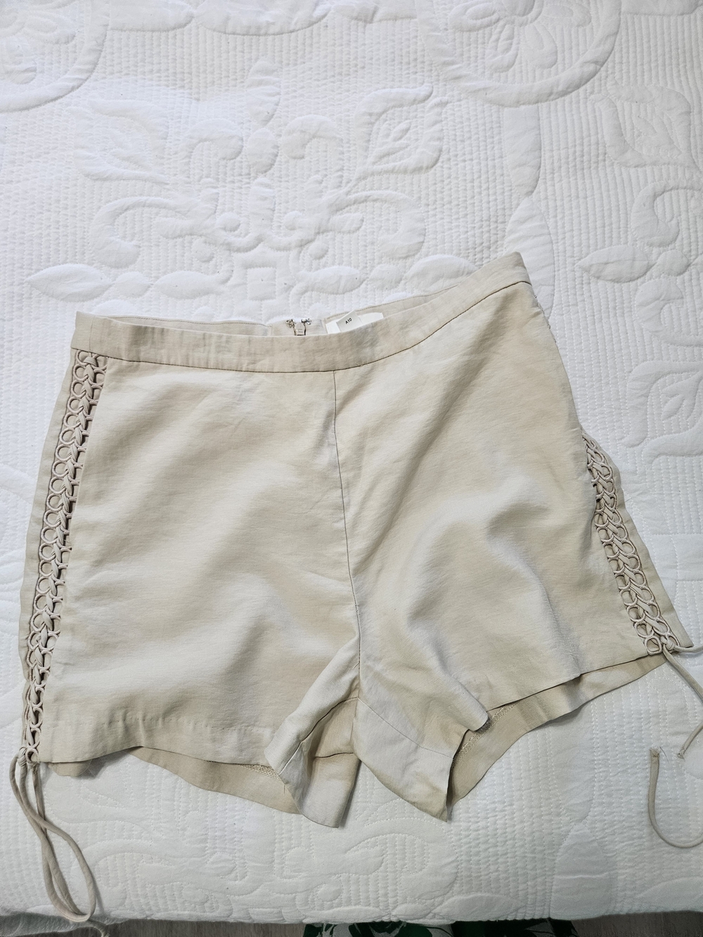 H&M Cream Lace-Up Side Bermuda Shorts